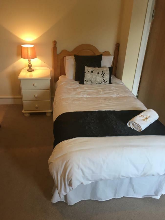 Drumhouse Guesthouse Knock  Eksteriør bilde