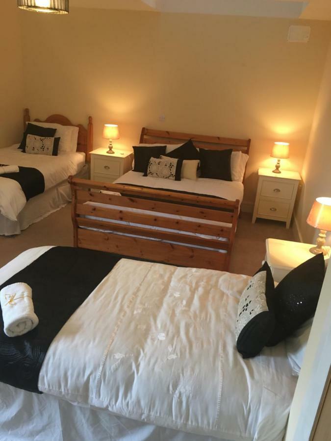 Drumhouse Guesthouse Knock  Eksteriør bilde